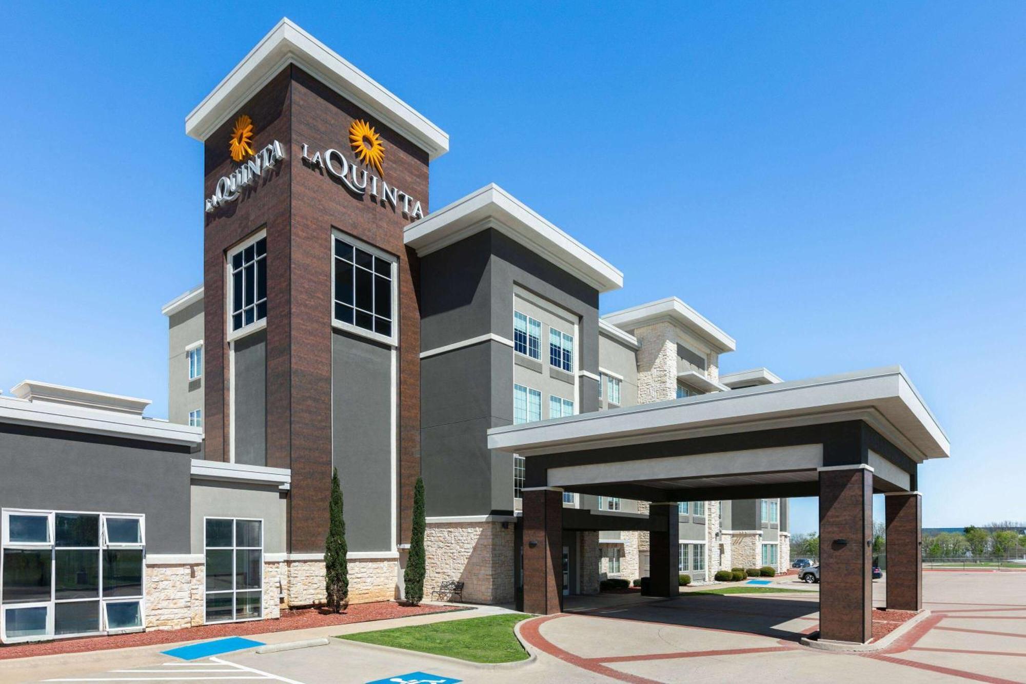 La Quinta Inn & Suites By Wyndham Ft Worth-Burleson Dış mekan fotoğraf
