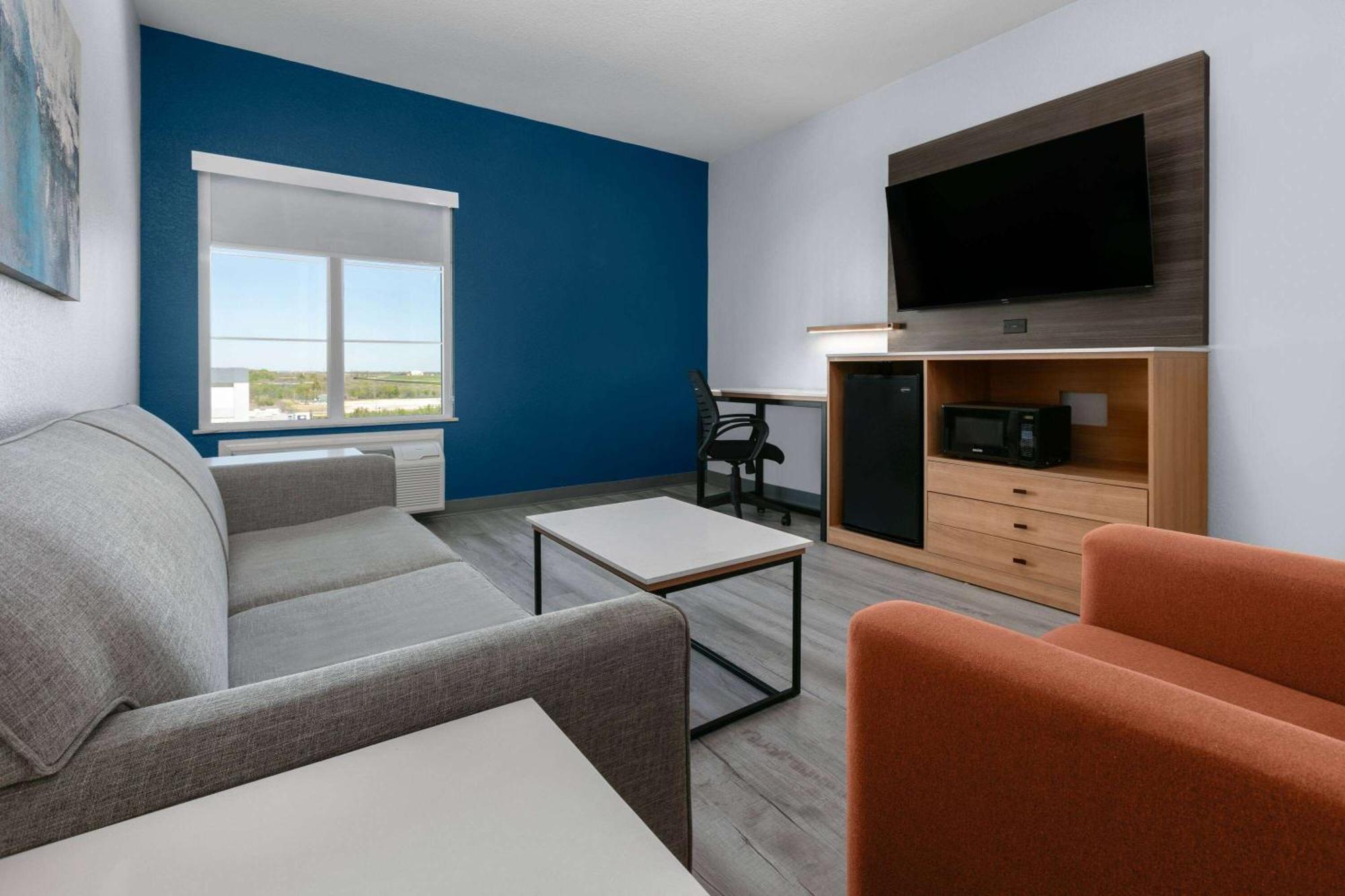 La Quinta Inn & Suites By Wyndham Ft Worth-Burleson Dış mekan fotoğraf